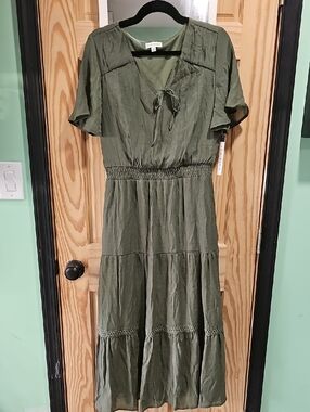 Olive Green Summer Flowy Tiered Maxi Dress - Luxology - NWT